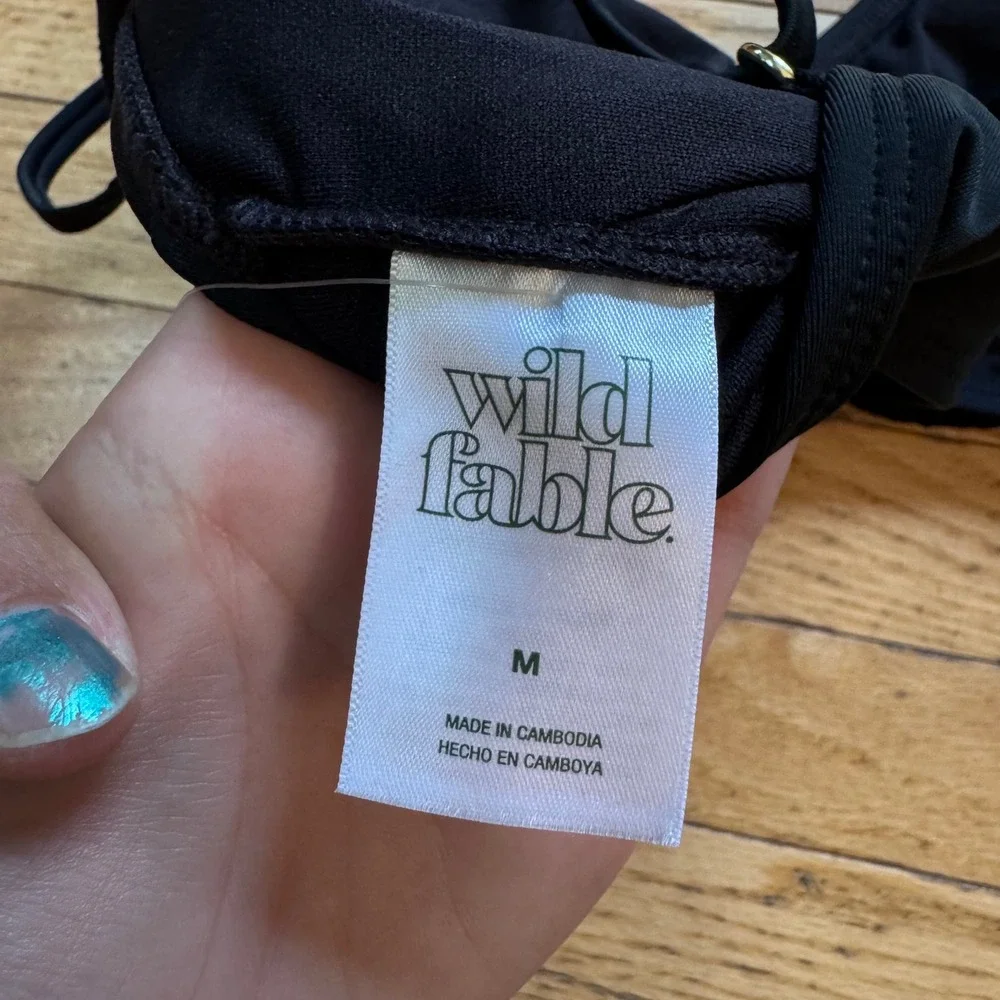 Wild Fable Womens Scoop Front Bikini Top Black Adjustable Straps M 8-10 New